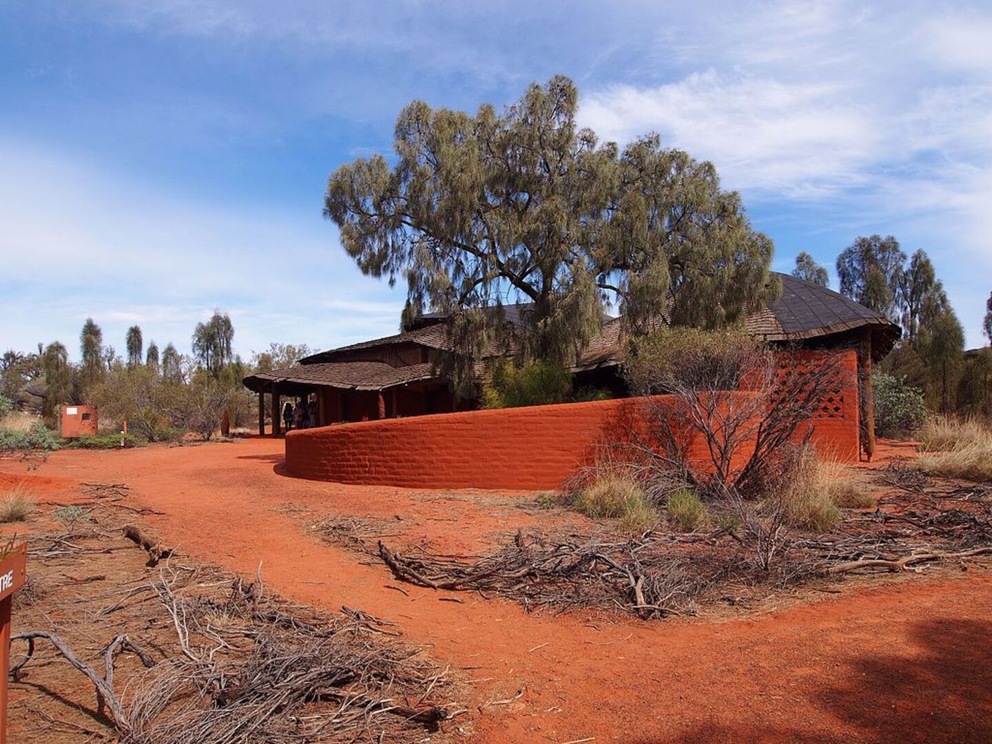 Uluru-Kata Tjuta Cultural Centre